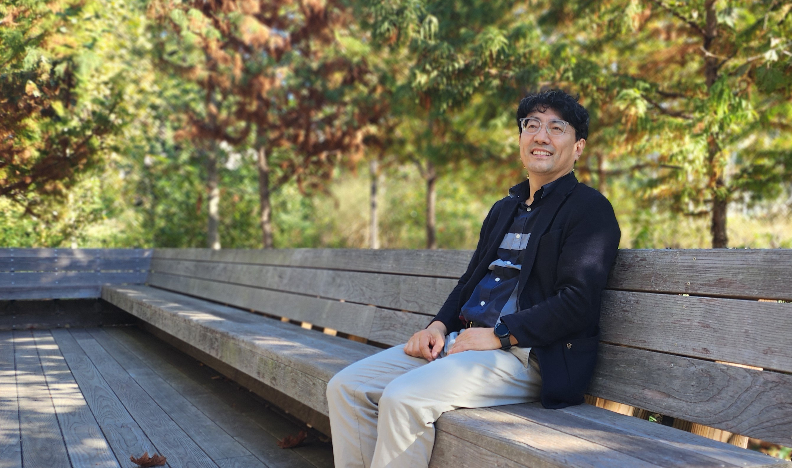 Sanghyun Jang enjoying Georgia Tech's EcoCommons.